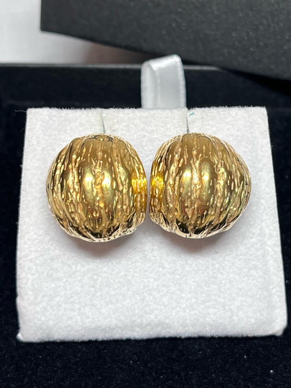 Vintage Gold Textured Dome Earrings - Women Jewelry
